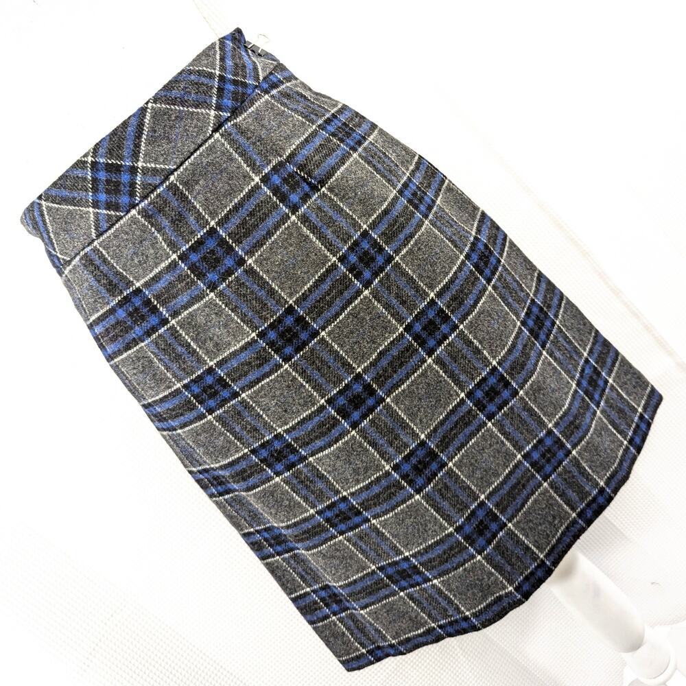 NWOT! CHADWICKS, BOSTON! BLUE, GRAY, BLACK & WHITE PLAID WOOL.BLEND SKIRT! SZ 2P